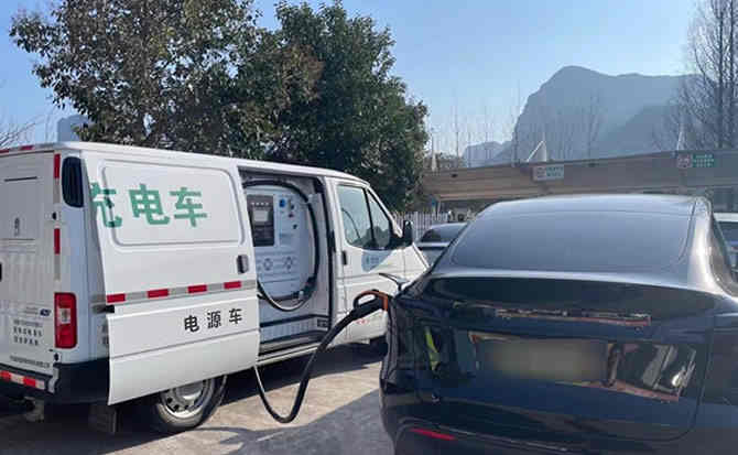 谢家集区汽车搭电